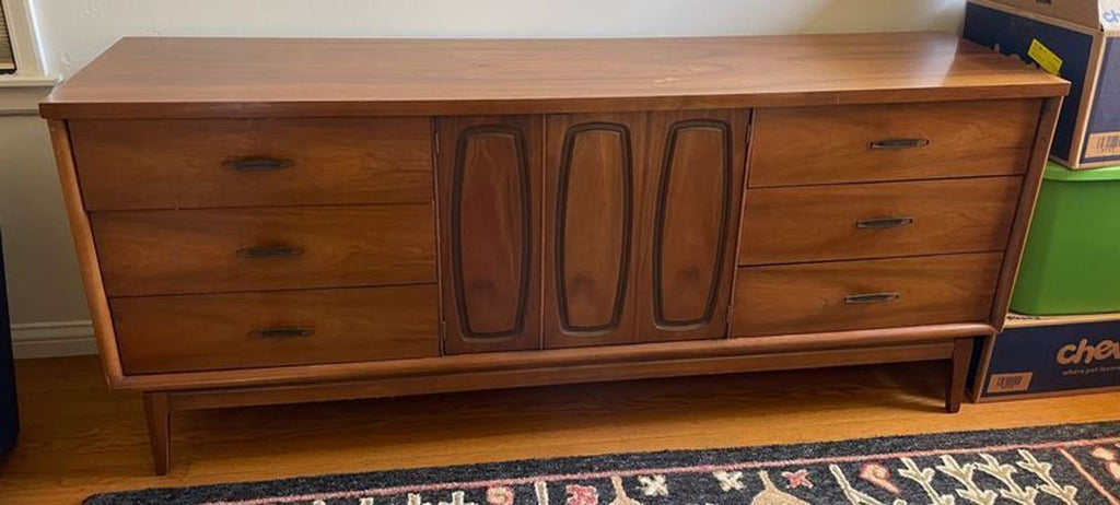 Certainly! However, it seems that the images themselves or any specific details about the sideboard or credenza item are missing from your message. Could you please provide the descriptions of the images or details about the item, so I can create accurate and relevant alt texts for you?