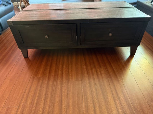 It seems that the images themselves weren't provided, and the full description is missing. Please upload the images or provide their descriptions so I can create accurate alt texts for the Coffee Table category.