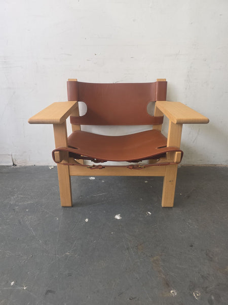 Fredericia Furniture Spanish Lounge Chair in Oak and Cognac Leather