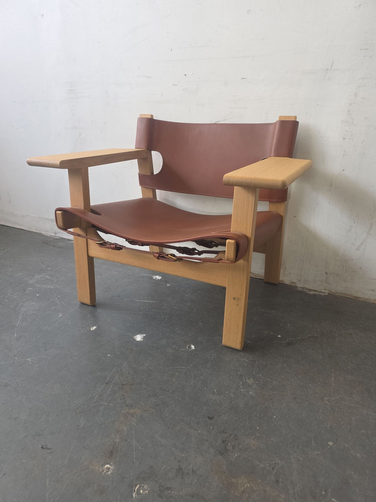 Fredericia Furniture Spanish Lounge Chair in Oak and Cognac Leather