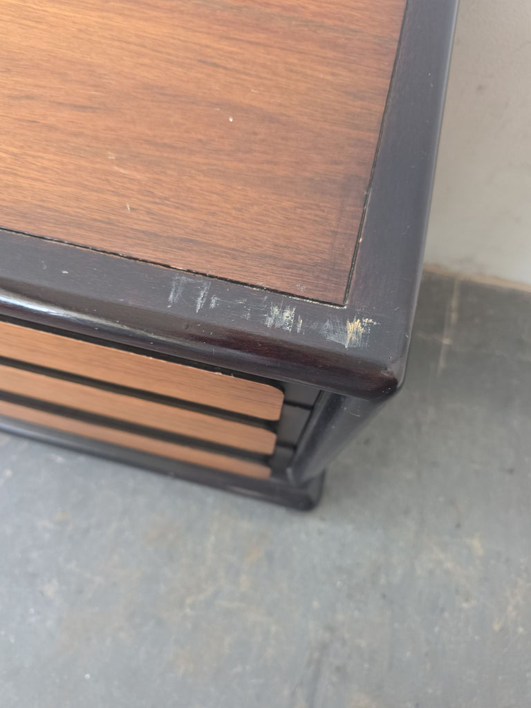 Pair of Vintage John Stuart for Mount Airy Teak Burl Walnut Chinoiserie Nightstands