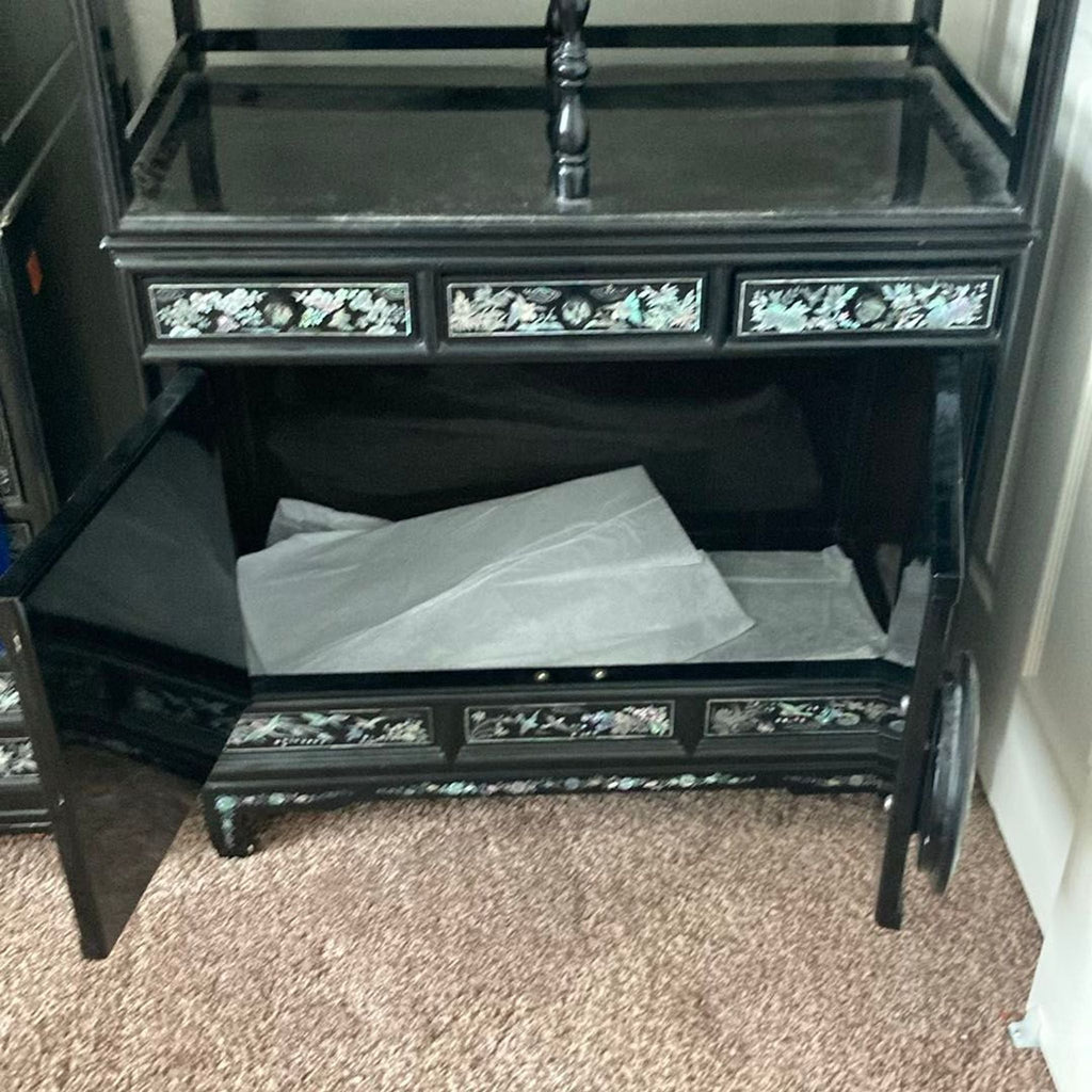 Elegant Black Lacquered Bookshelf with Mother of Pearl Inlay
