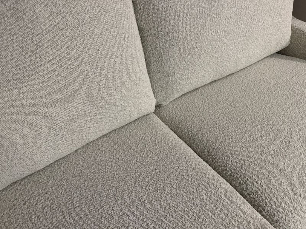 1070115