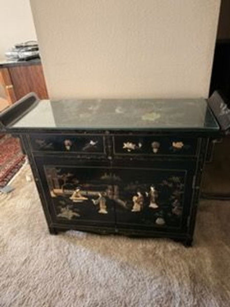 Certainly! Since you have mentioned "these images" but haven't actually attached or described any image, I'll create three distinct, concise alt text examples based on the provided information (category: End Table, brand: Chinese chest, condition: good). 