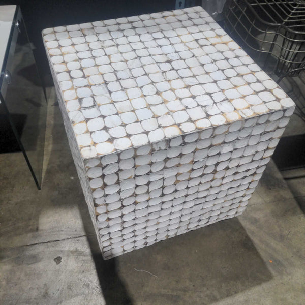 1069679