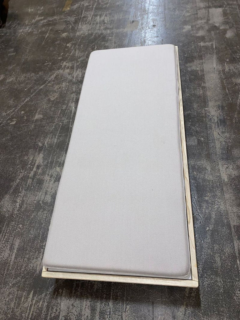 Paolo Lenti
Sabi Chaise Lounge
2015
$5200