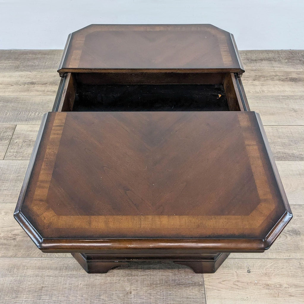 Expandable Top Nightstand