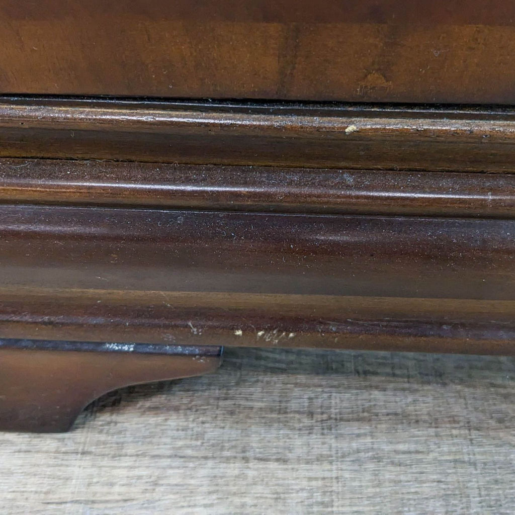 Expandable Top Nightstand