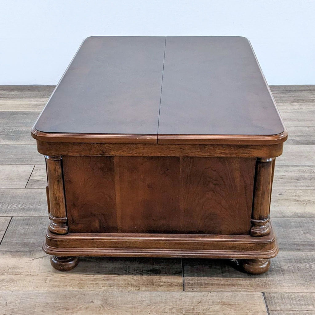 Bassett Lift-Top Coffee Table