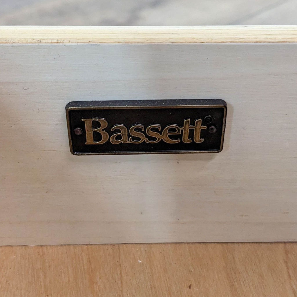 Bassett Lift-Top Coffee Table