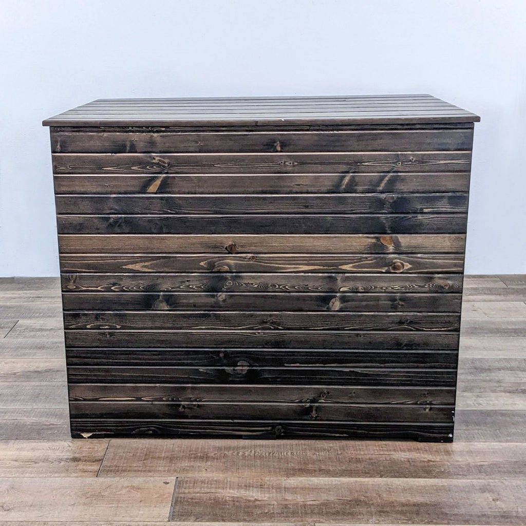 Dark wood paneling on a pet crate by B&B Kustom Kennels, showcasing fine craftsmanship.