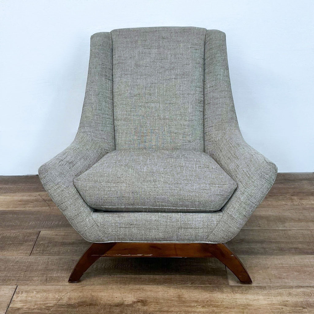 Gray Jasper chair with mid-century design and beech wood base, front view.