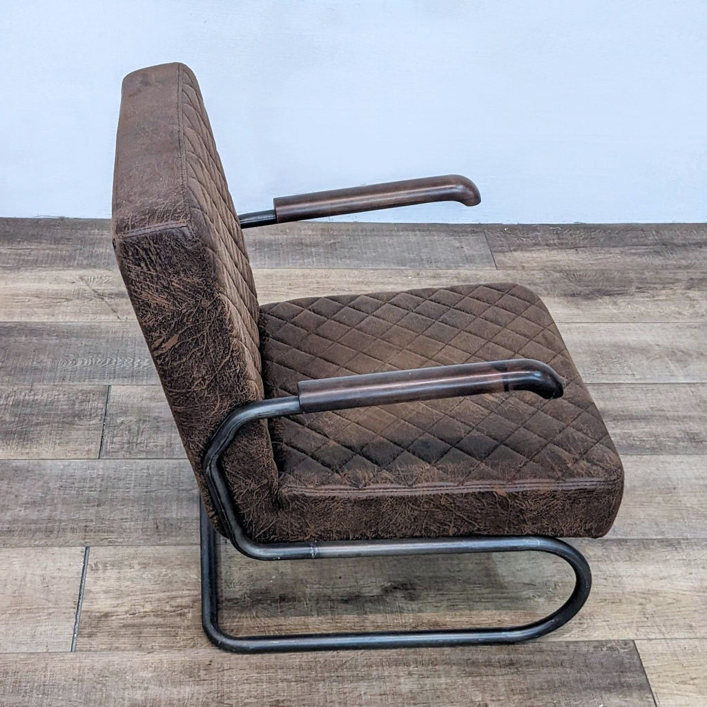 Zueo Father Lounge Chair with Ottoman