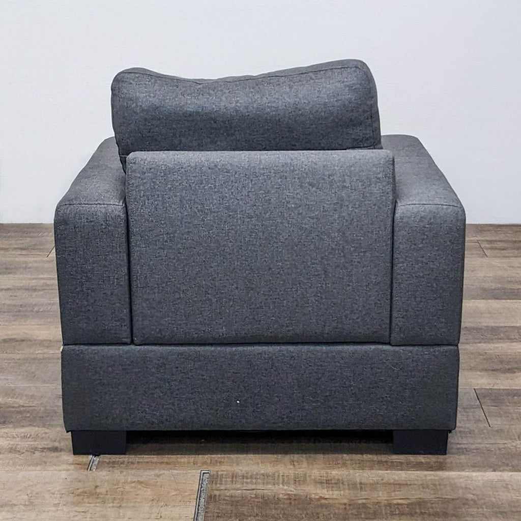 Contemporary Upholstered Chaise Lounge