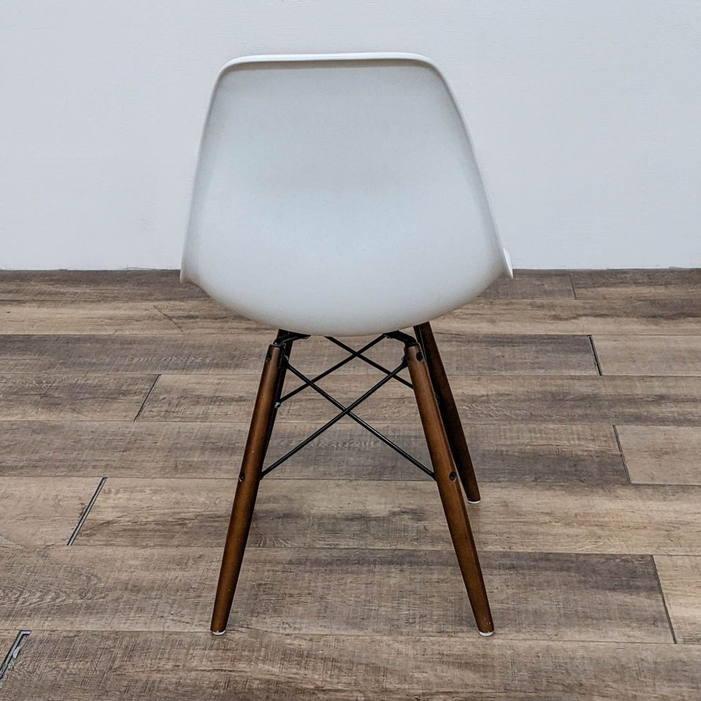 a pair of [ unused0 ] chairs