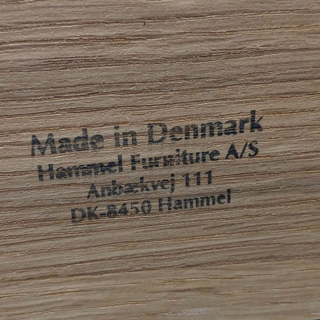 Hammer Furniture Dinex E tension Table