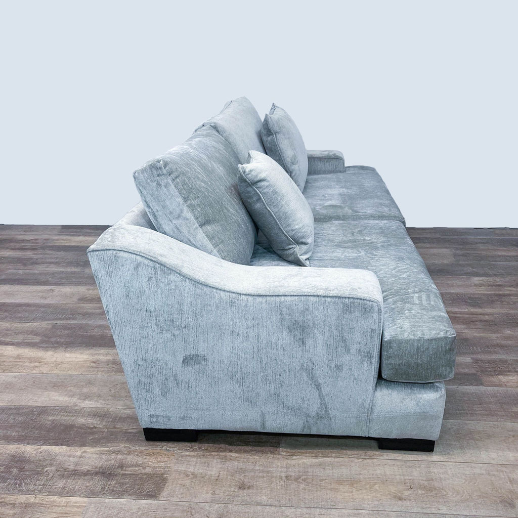 Living Spaces Lodge Foam Sleeper Sofa