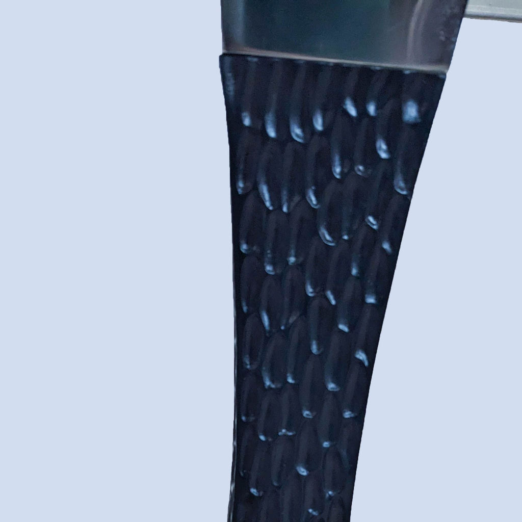 Modern Textured Table Lamp