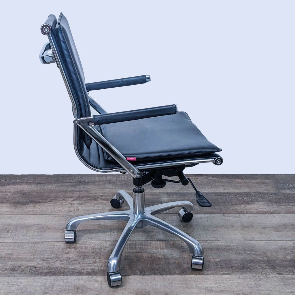 Side view of the Zuo Modern Lider chair with soft neoprene arm pads.