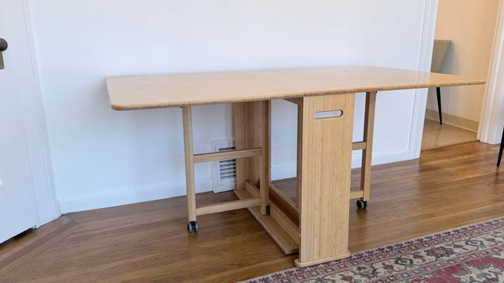 Certainly! However, it seems the full description and the images themselves were not included in your message. Could you please provide the full description or details about the specific dining table item? This will help me craft accurate, descriptive alt texts for you.