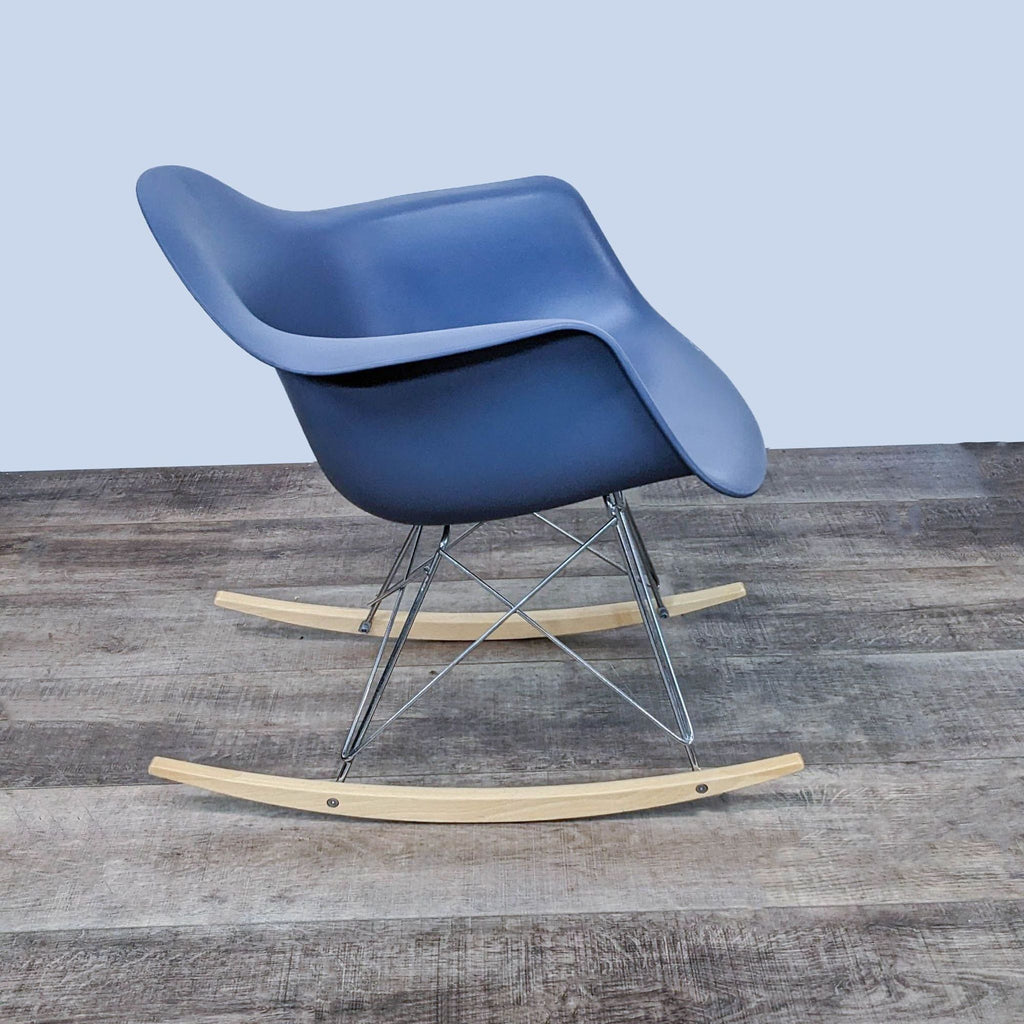 Modern Bucket Rocker