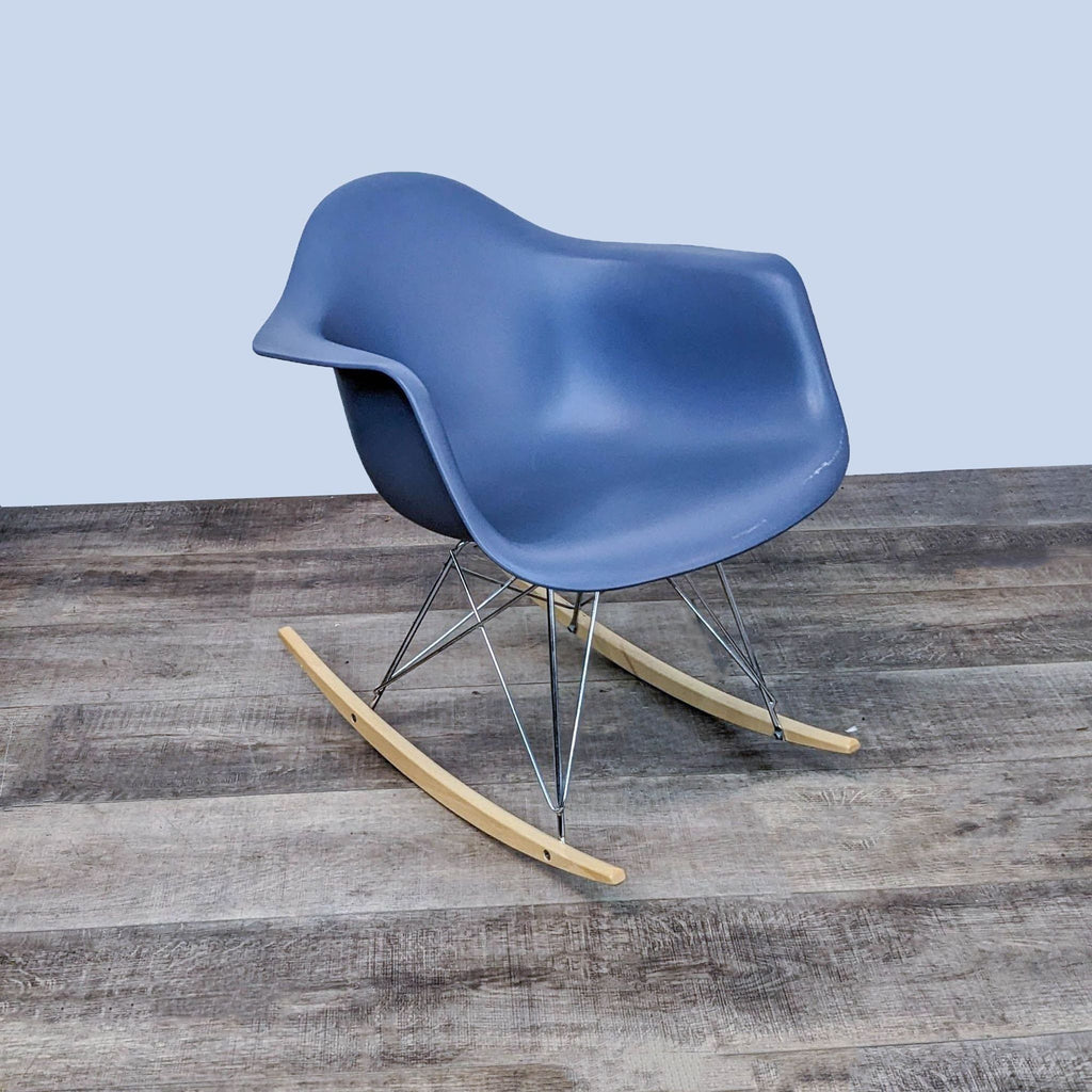 Modern Bucket Rocker