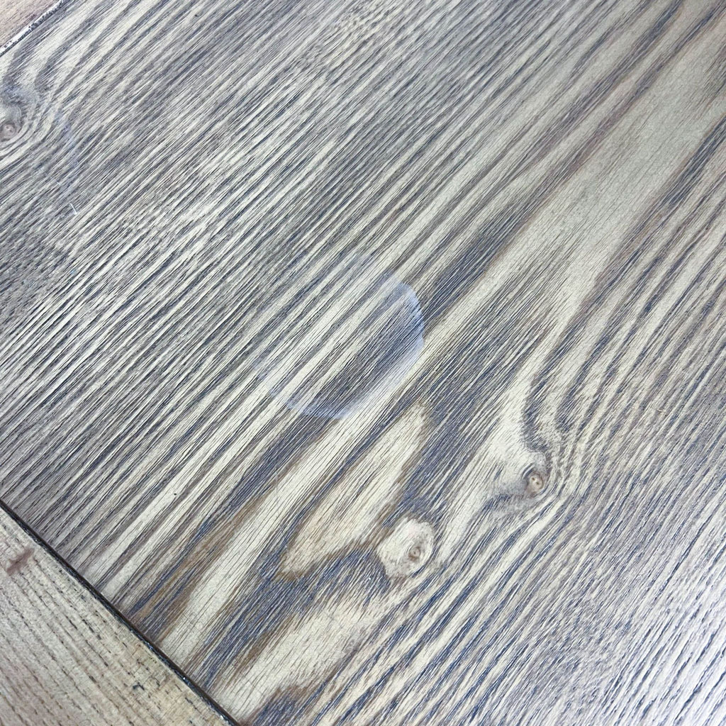 Detailed view of Reperch coffee table’s wood grain pattern on the tabletop.