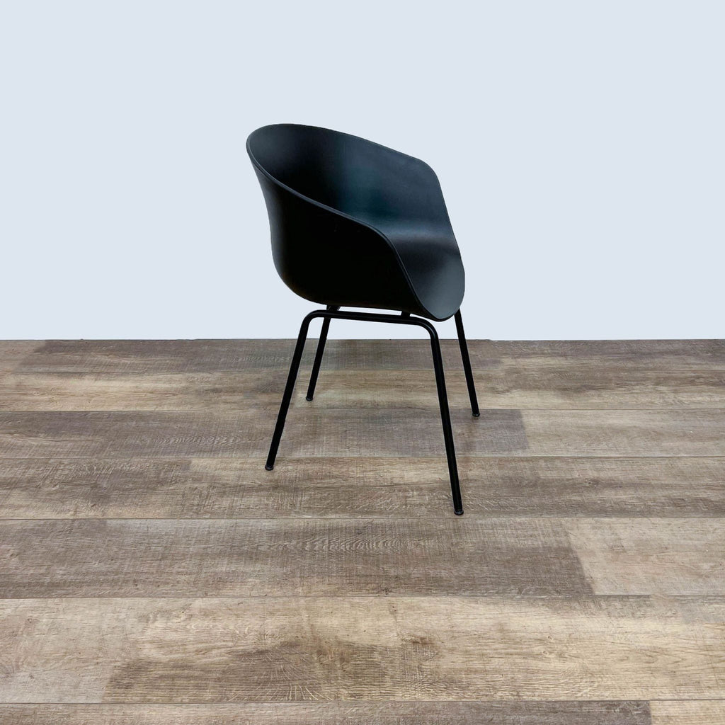 image of : tile that looks like wood