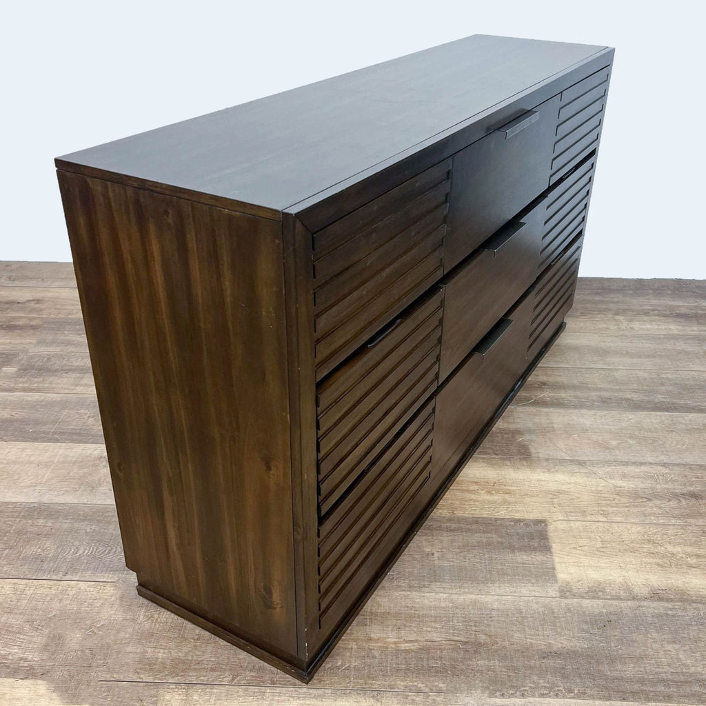 Furniture of America Rustic 9 Drawer Dresser