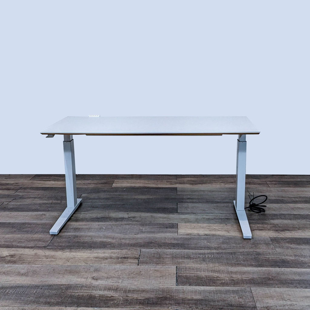 Sit/Stand Modern Desk