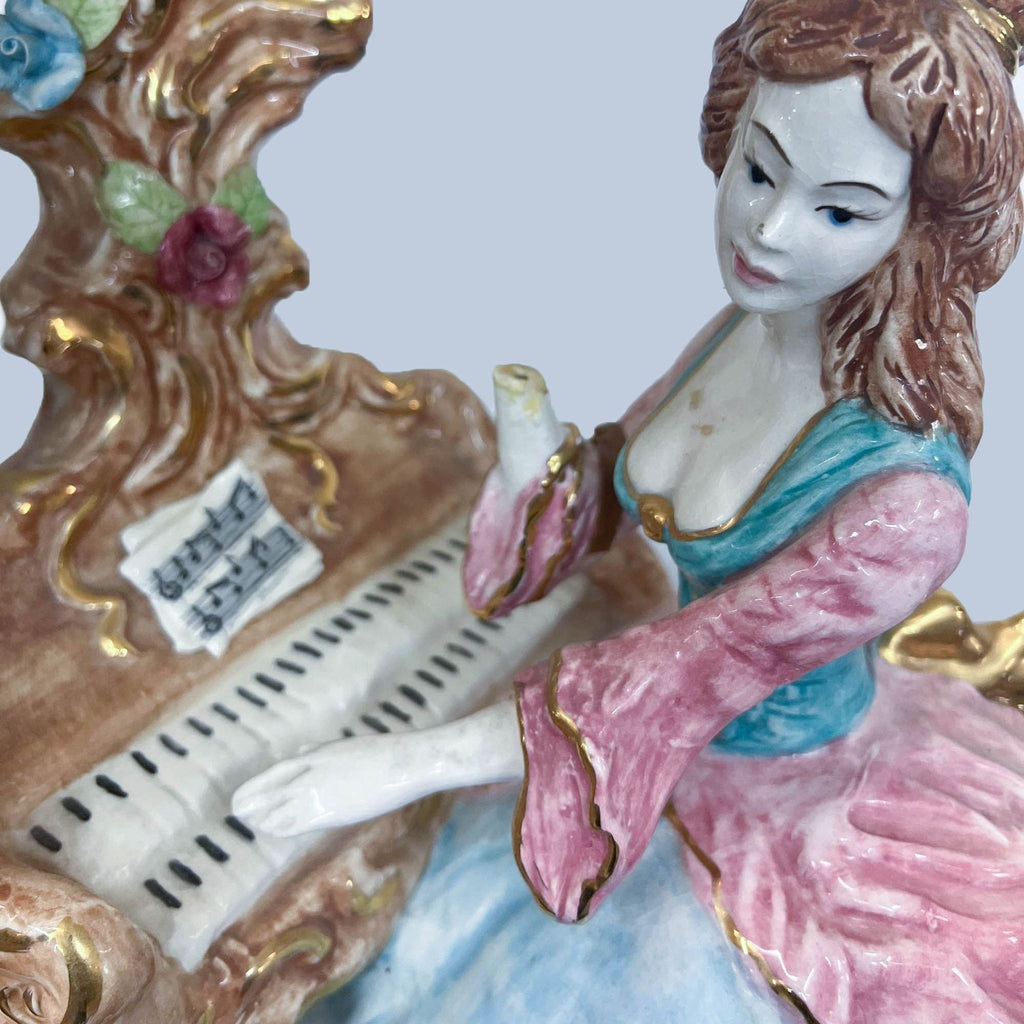 Italian Capodimonte Style Table Lamp