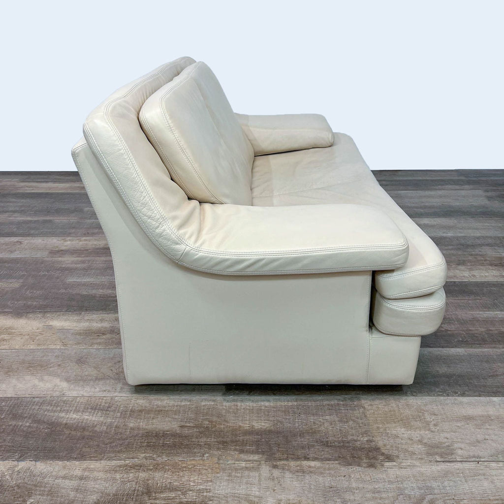 Contemporary Leather Loveseat