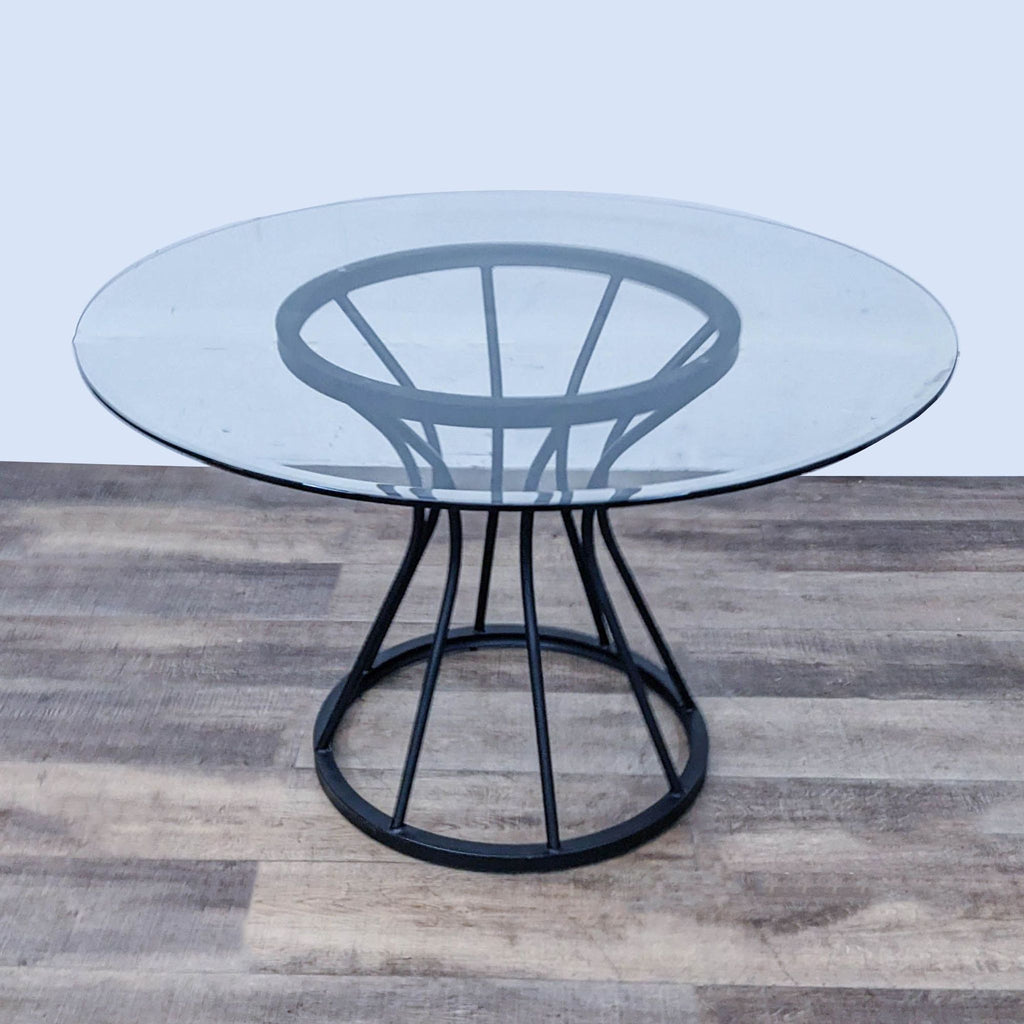 Armen Living Zurich Modern Dining Table