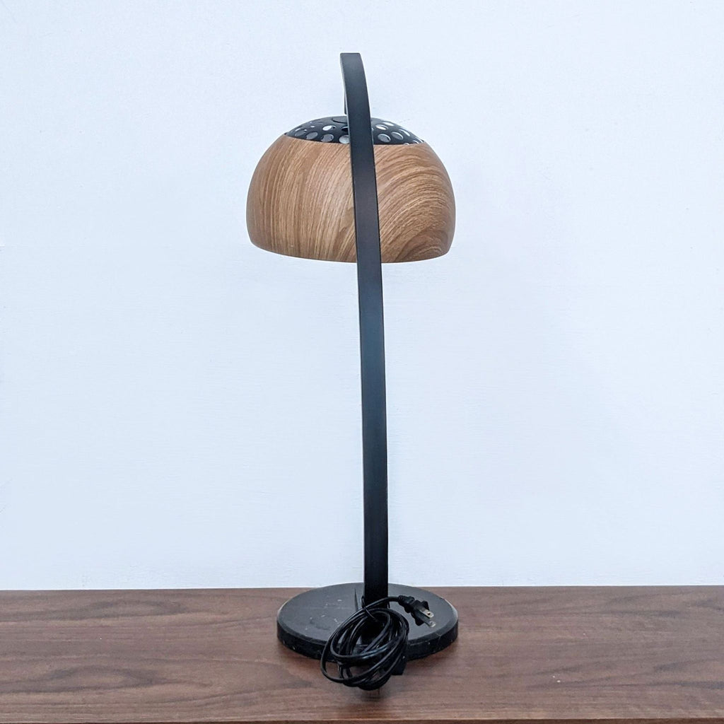 Zou Modern Brentwood Table Lamp