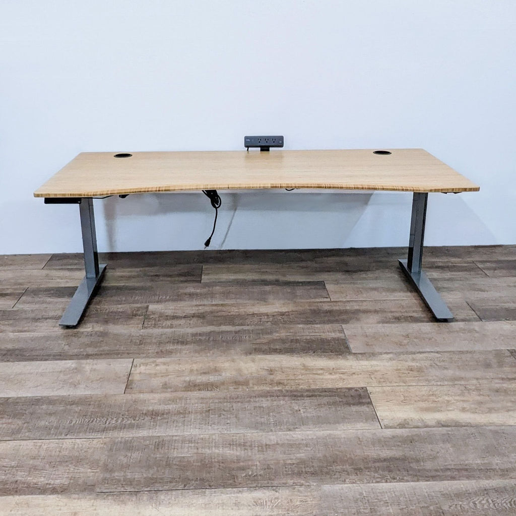 Jarvis Large Curved Front Sit Stand Desk