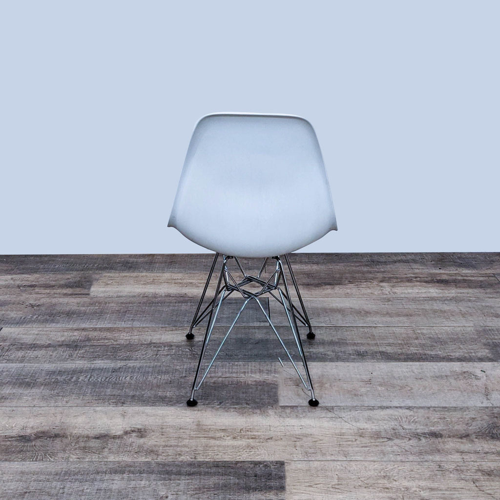 Herman Miller Eames Molded Side Chair
