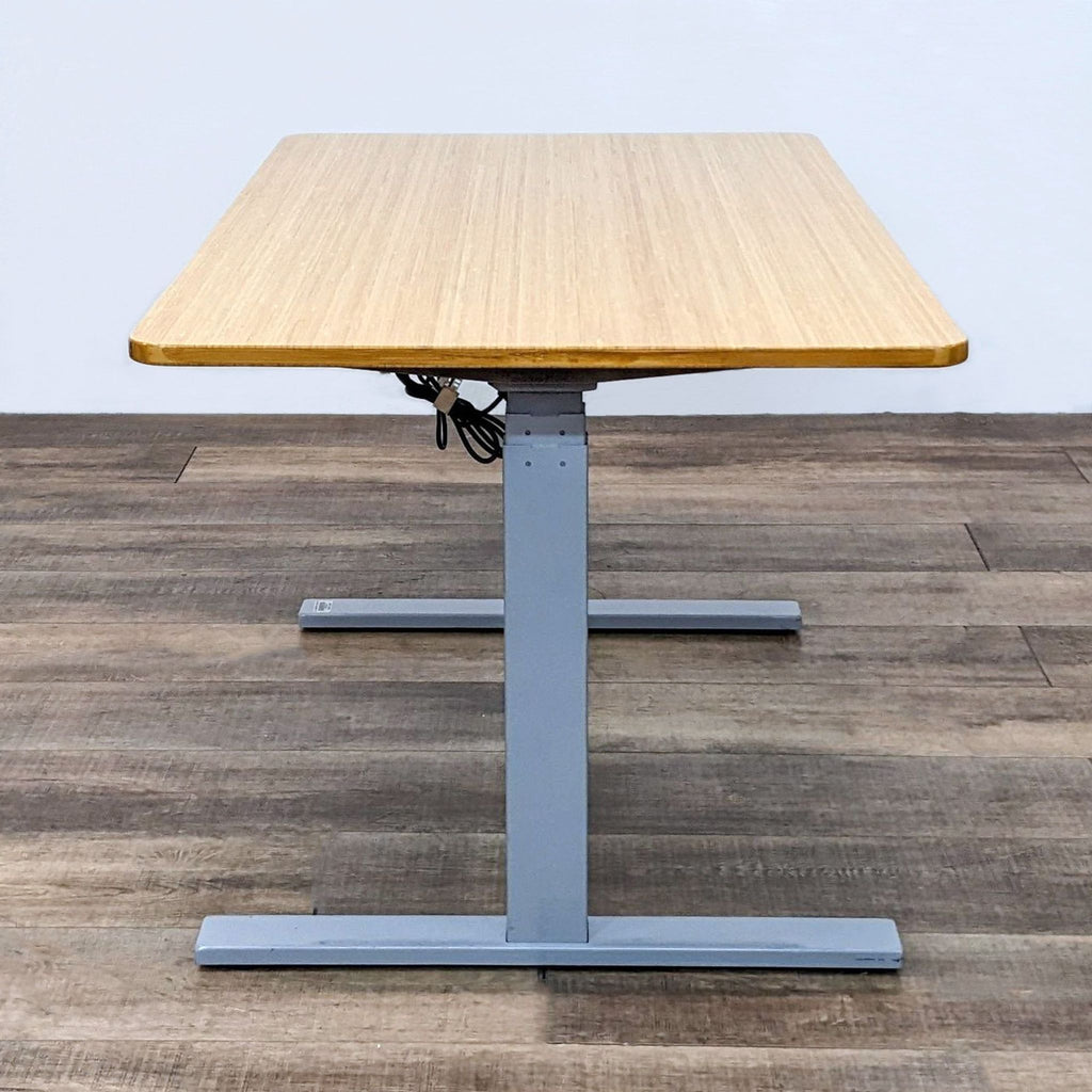 Autonomous Adjustable Sit Stand Desk