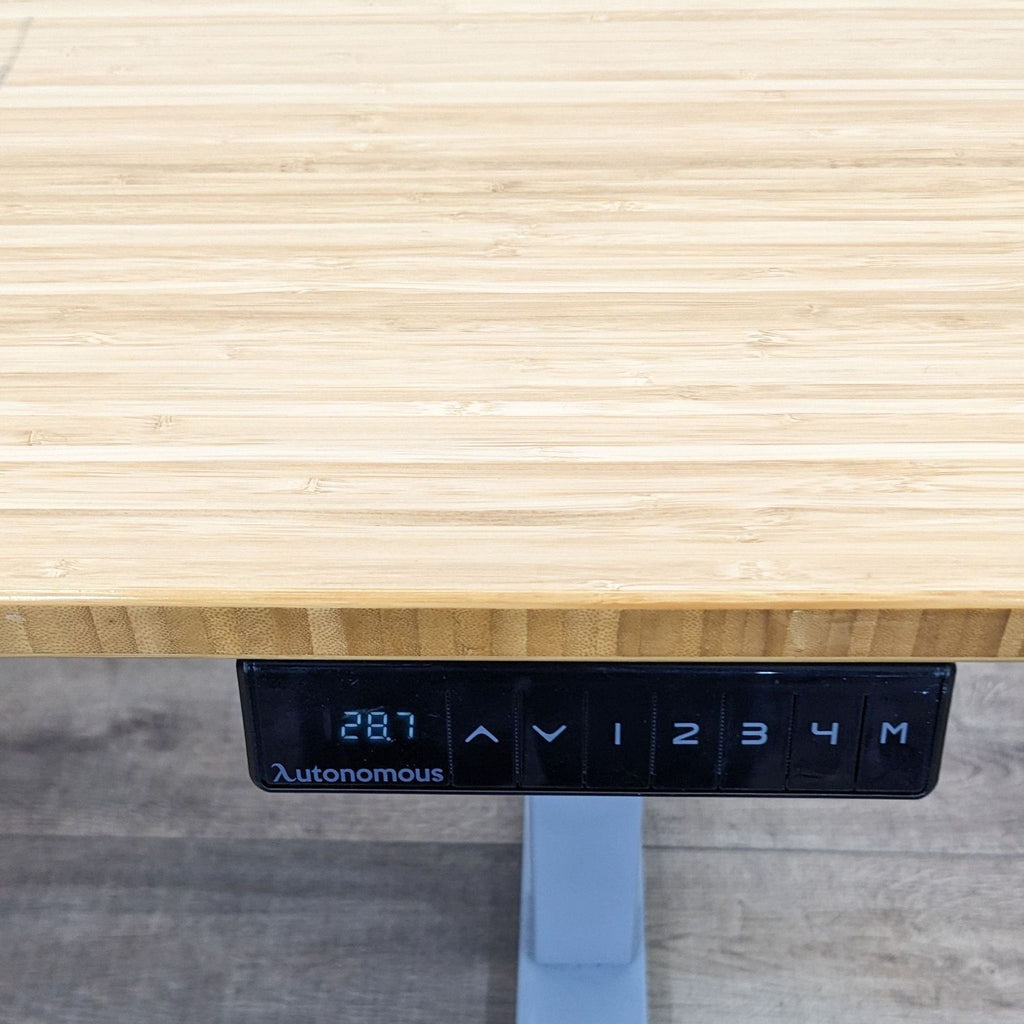 Autonomous Adjustable Sit Stand Desk