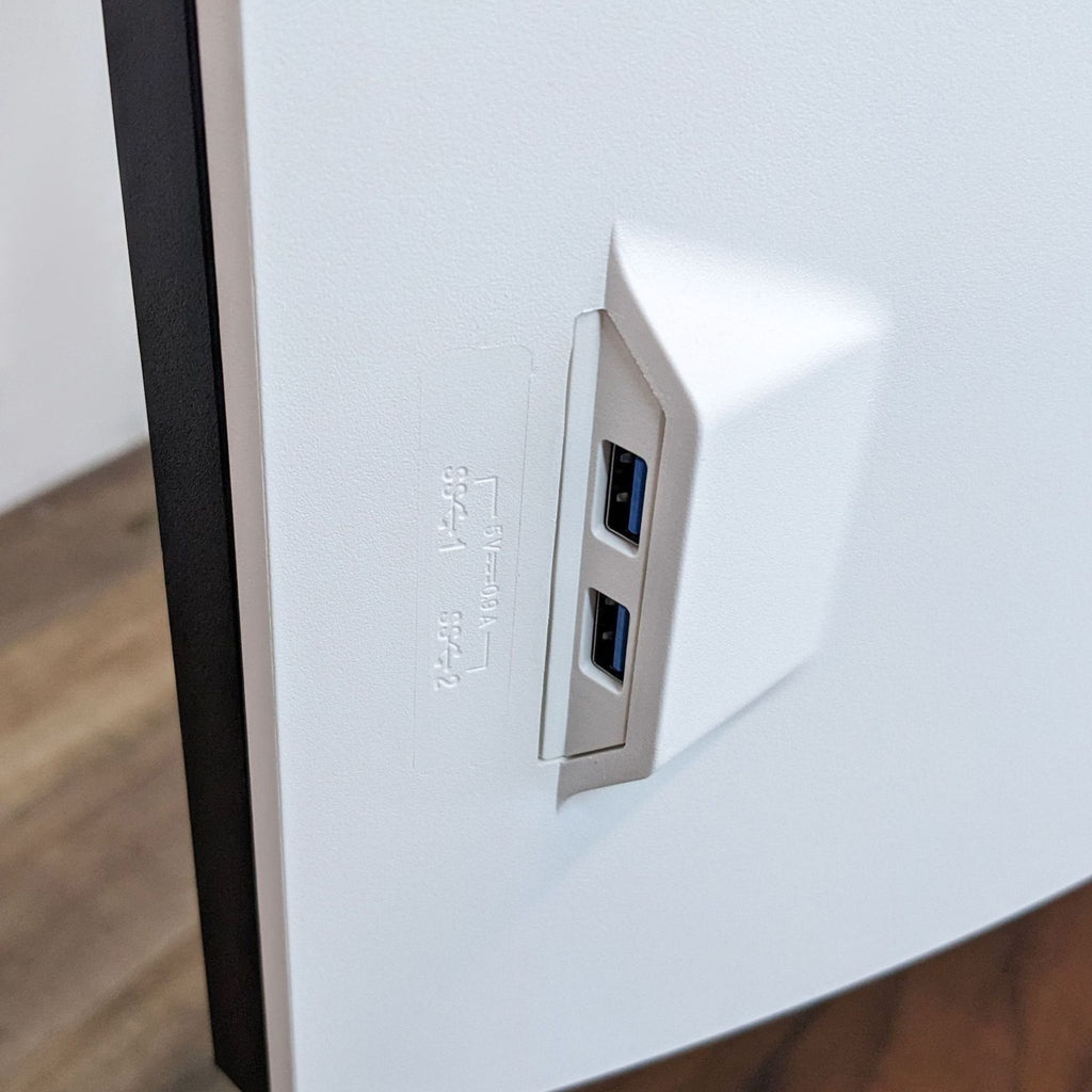 LG UltraWide Monitor 40WP95C