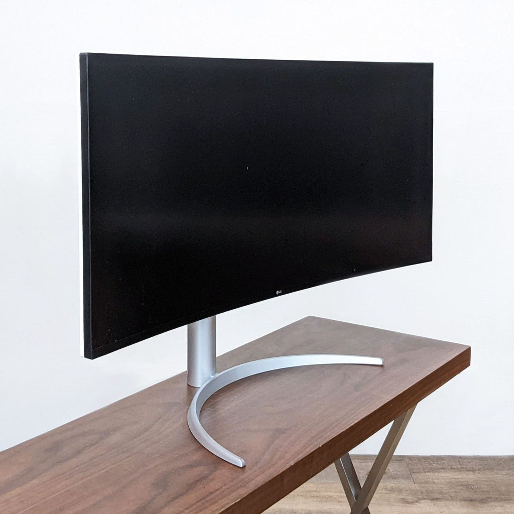 Side view of LG UltraWide Monitor 40WP95C showcasing its sleek curved design.