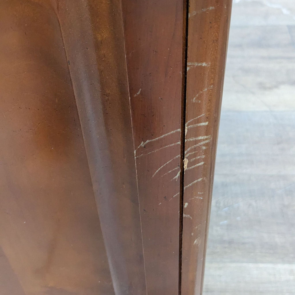 Traditional 8 Drawer Dresser