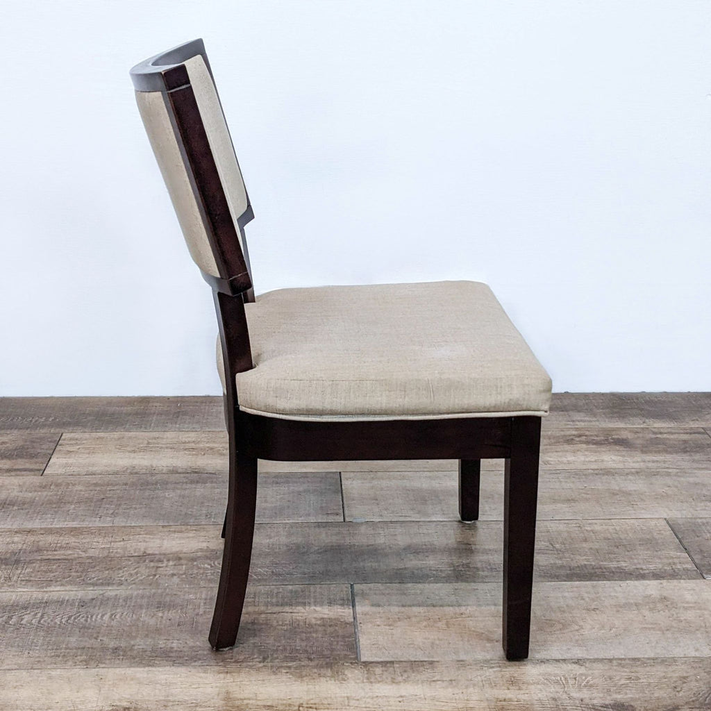 Sitcom 8-Piece Contemporary Extendable Dining Set