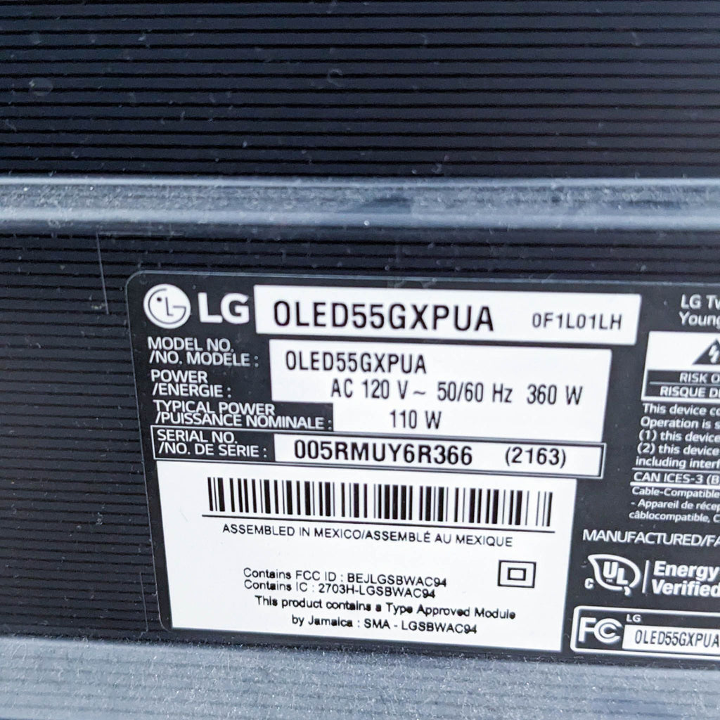 Sleek LG Flat Screen TV - Essential for Modern Home Entertainment