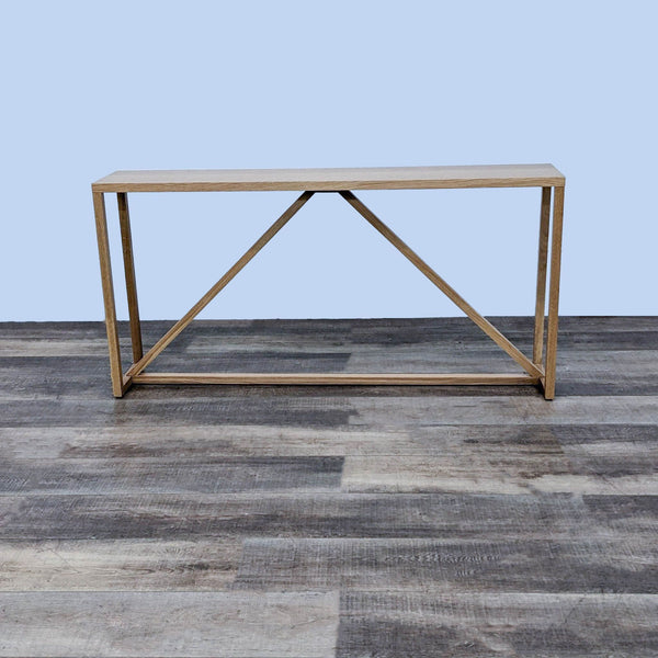 Reperch side table in natural finish, geometric wooden frame.