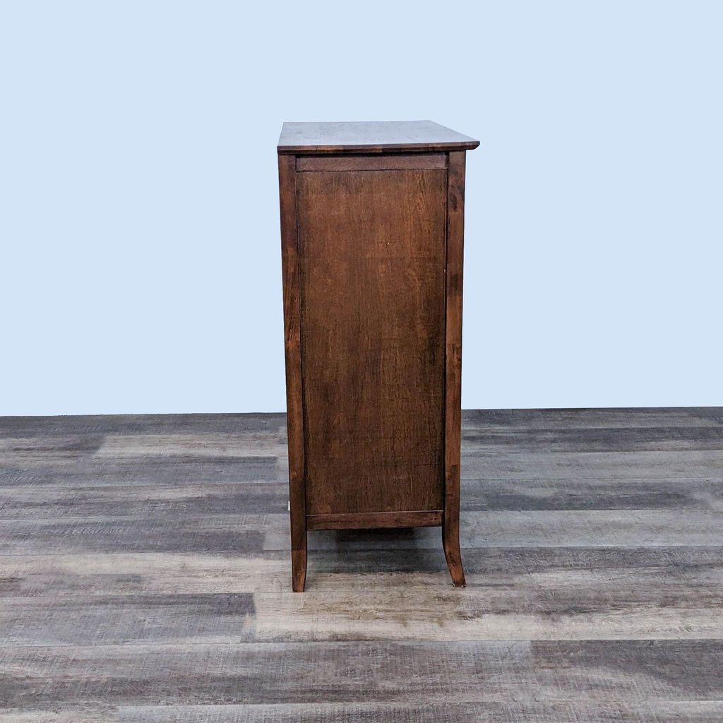 Transitional Wooden 4-Drawer Dresser