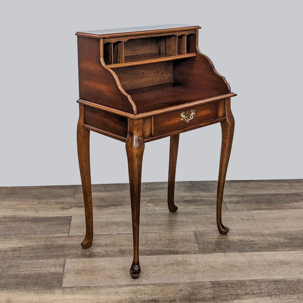 Ethan Allen Petite Queen Anne Style Writing Desk with Chair