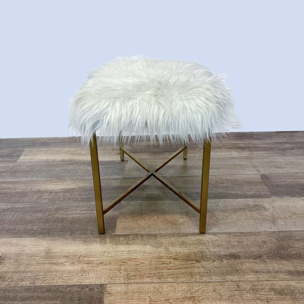 Glam Style Bench With Faux Fur Top