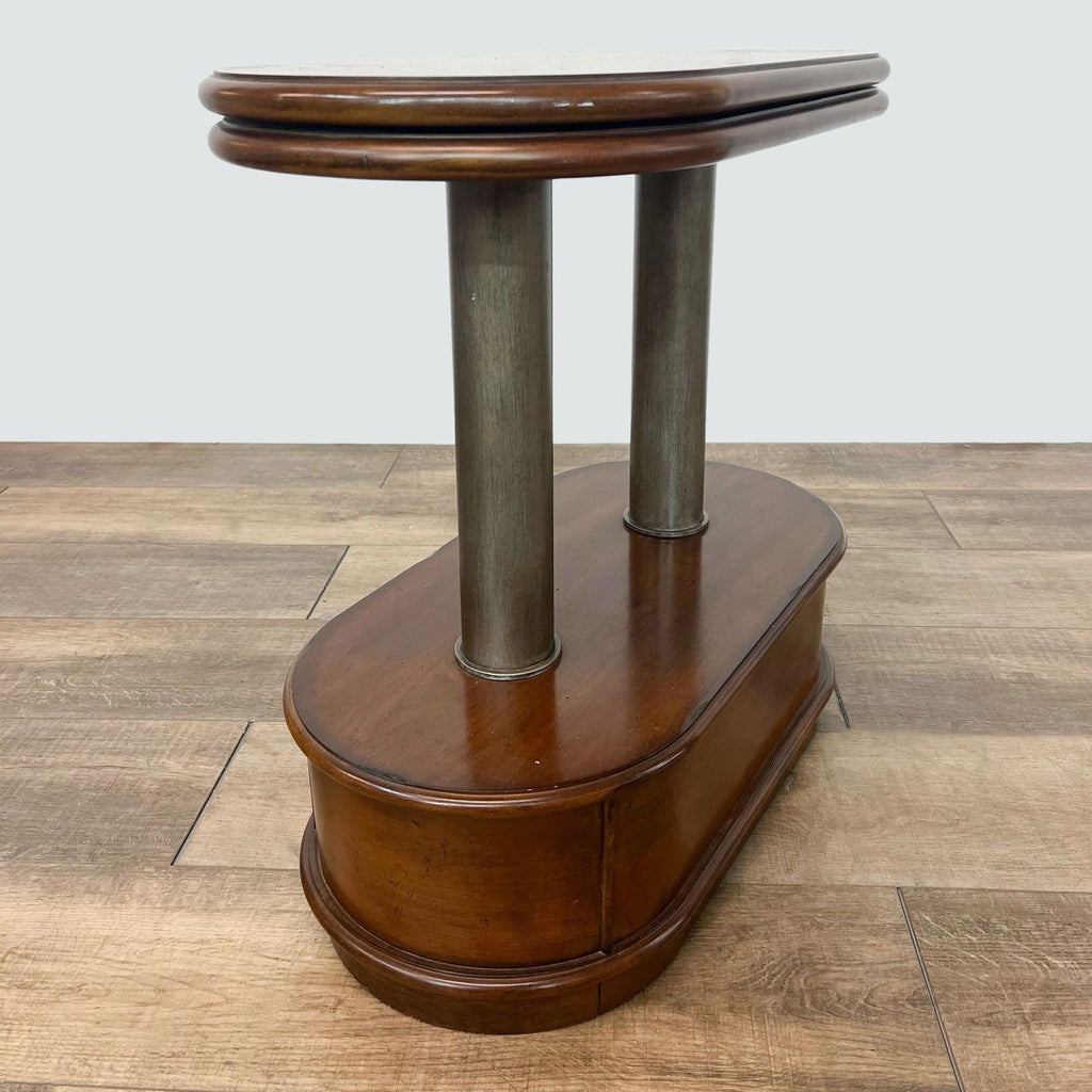 Extendable End Table