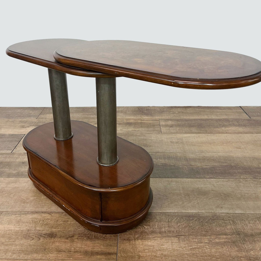 Extendable End Table
