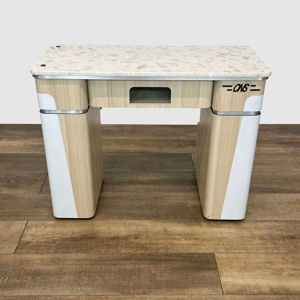 ONS Manicure Table